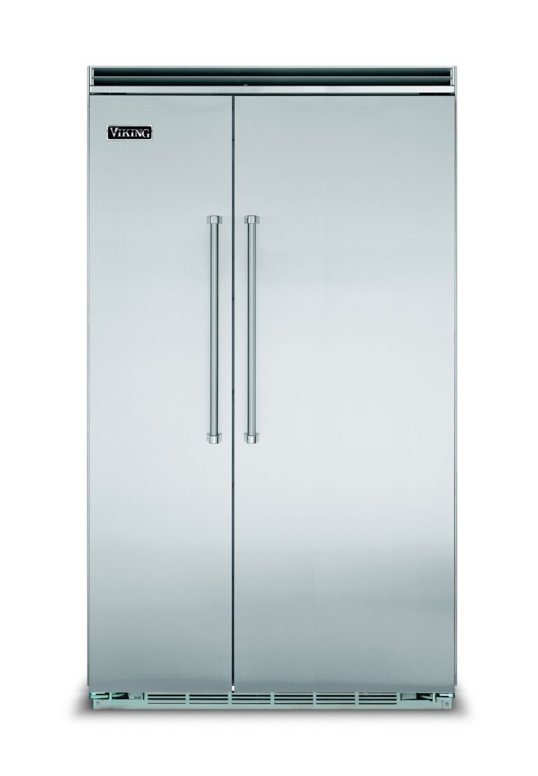 Viking_VCSB5484SS_Refrigeration_PhotoMain_1_StraightOn